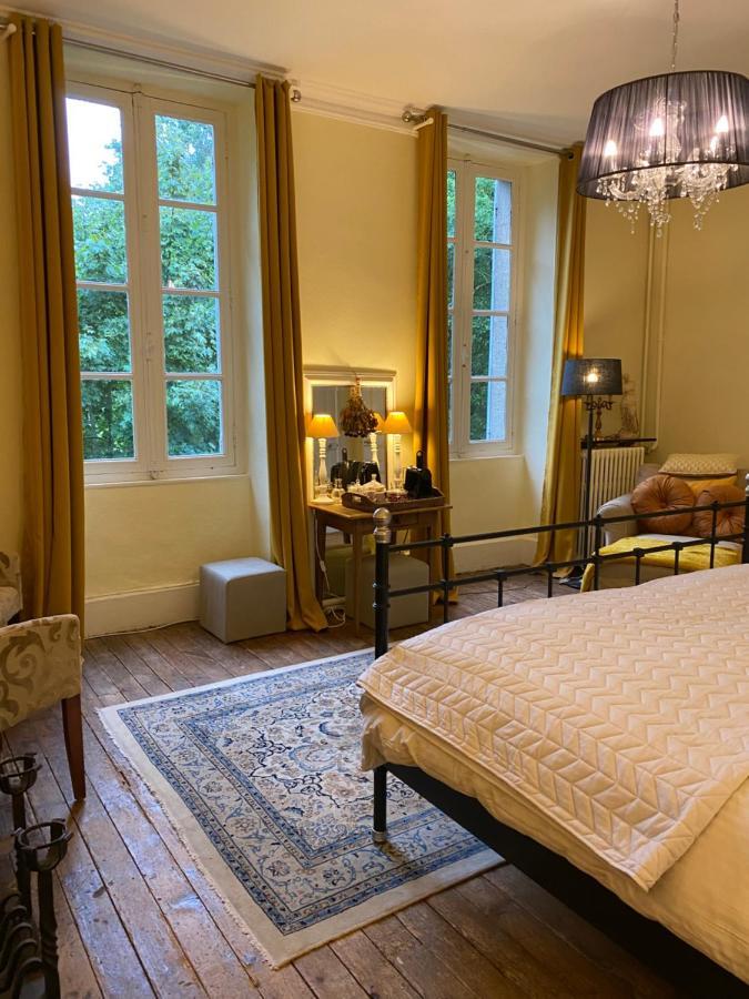Chateau Du Grand Lucay Bourbon-lʼArchambault Exteriér fotografie